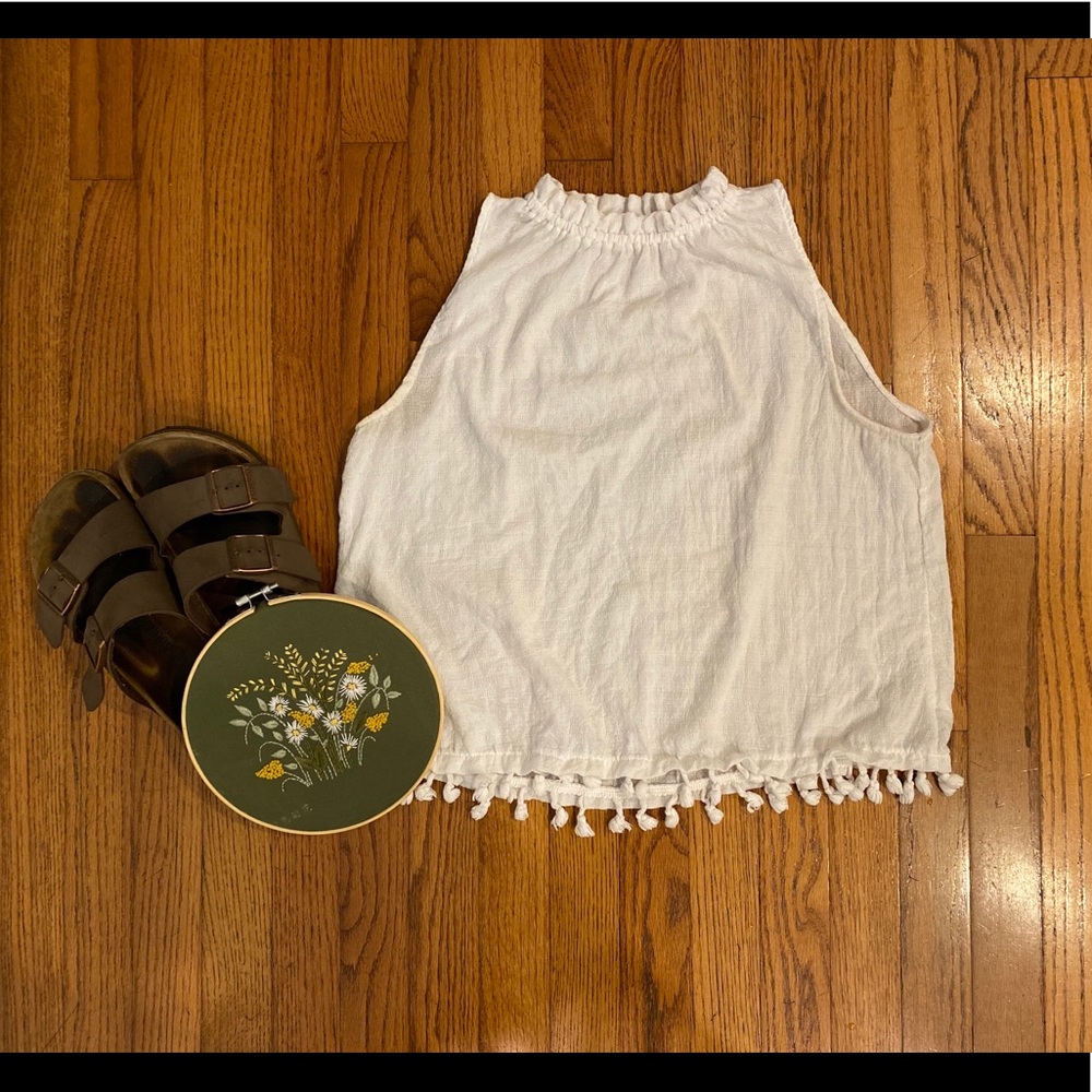 White, high neck, sleeveless blouse. Size S. Sun and Shadow.